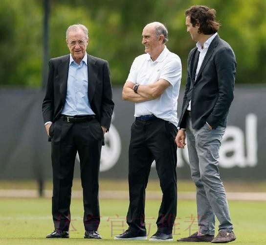 佛罗伦萨想要马约拉尔 正和经纪人以及皇马谈判 佛罗伦萨想要马约拉尔 正和经纪人以及皇马谈判